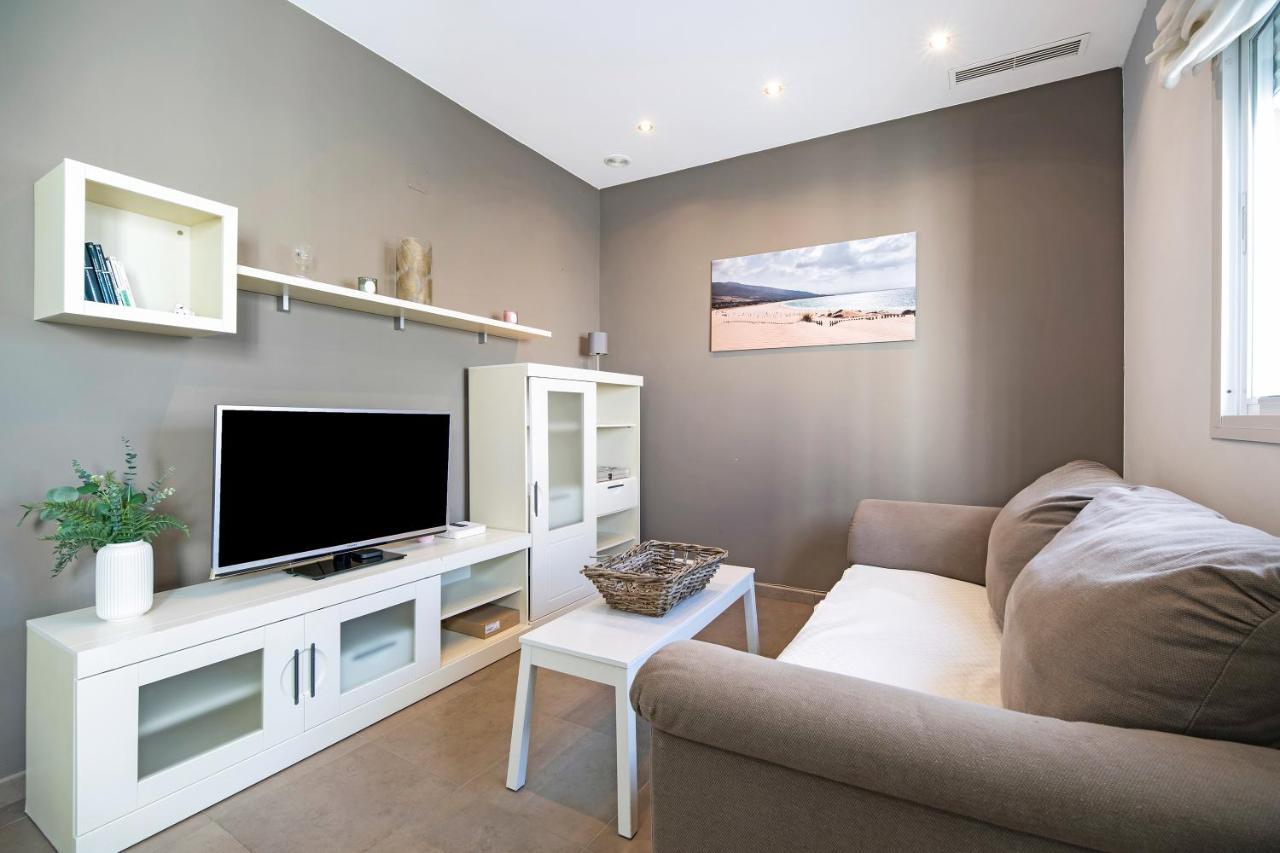 Piso Arquillo Del Reloj — 4-Star Luxury Hotel in Chiclana De La Frontera, Spain