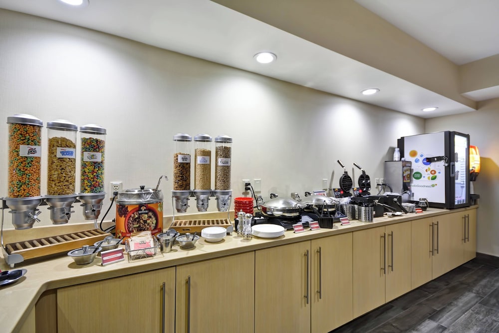TownePlace Suites by Marriott Sioux Falls - photo 44