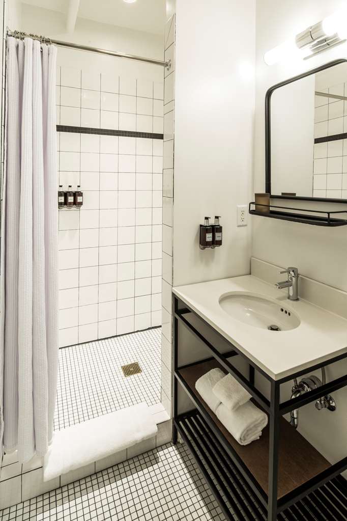 The Armstrong Hotel - photo 13