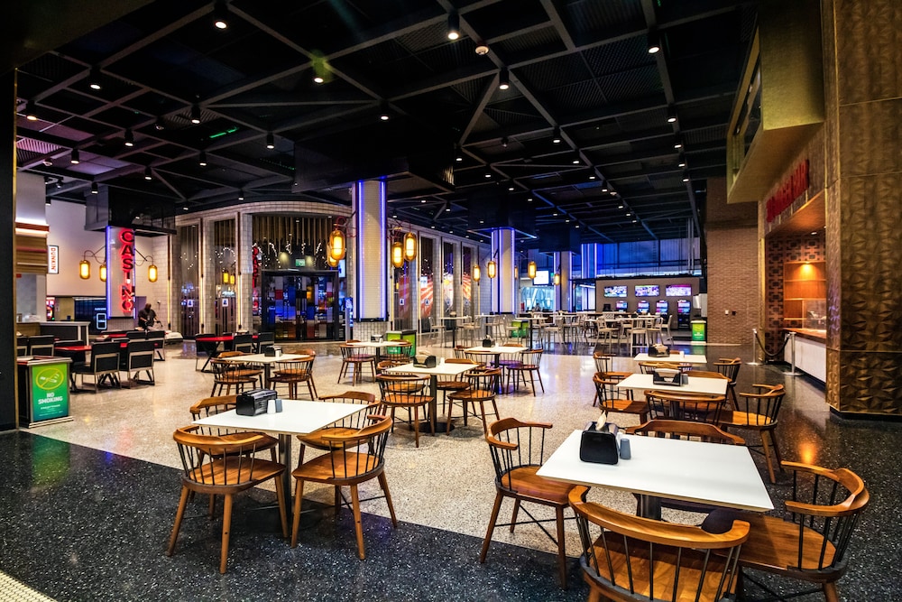 Hollywood Casino at Greektown - photo 17
