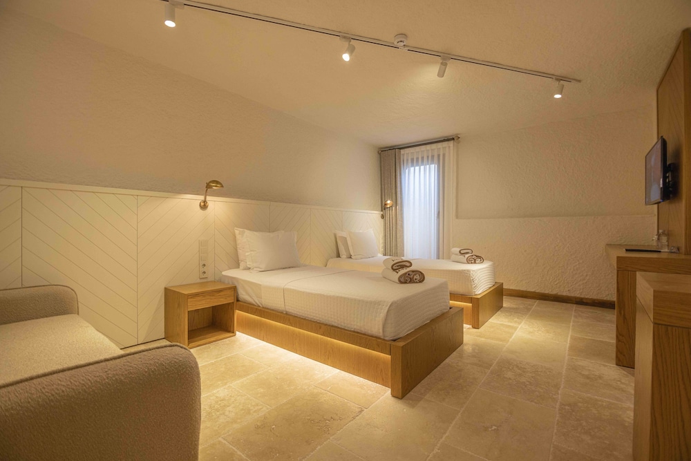 June Hotel — Alacati — photo 3