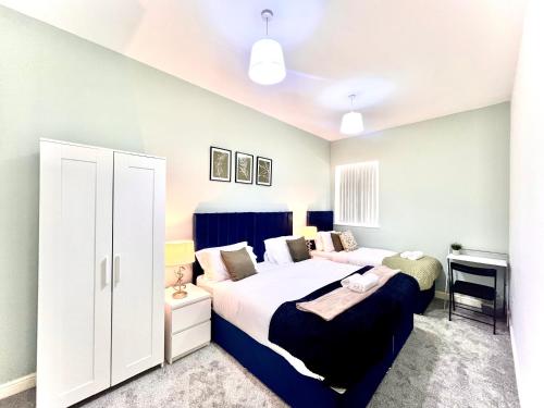 3BR Home Comfortable Glen Cottage Stay Free Parking Sleeps 9 Fast WIFI — 4-Star Luxury Hotel in Leicester, United Kingdom