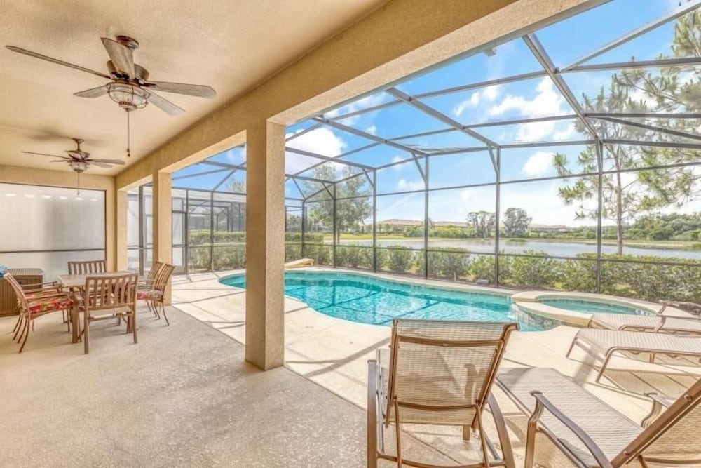 new Splash Of Magic At Solterra Resort 6 Bedroom Home - photo 24