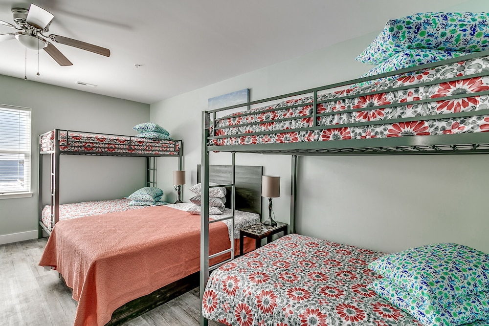 Together Resorts Cherry Grove Resort at 5401 B N Ocean Blvd - photo 13