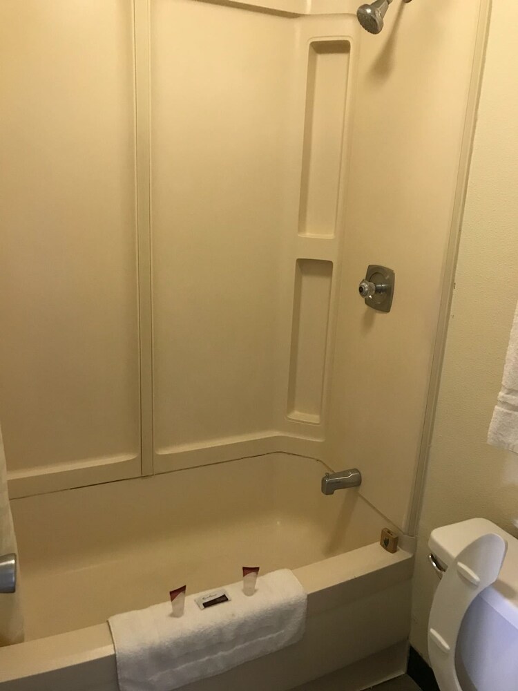 Key Inn Woodbury - photo 9