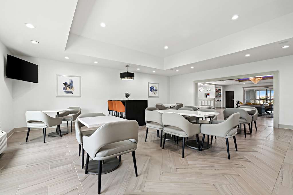 Best Western Iowa Lake Charles East - photo 30