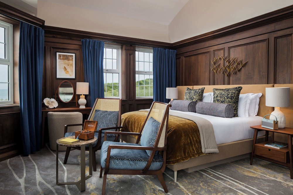 White Horses by Everly Hotels Collection in Brighton, United Kingdom