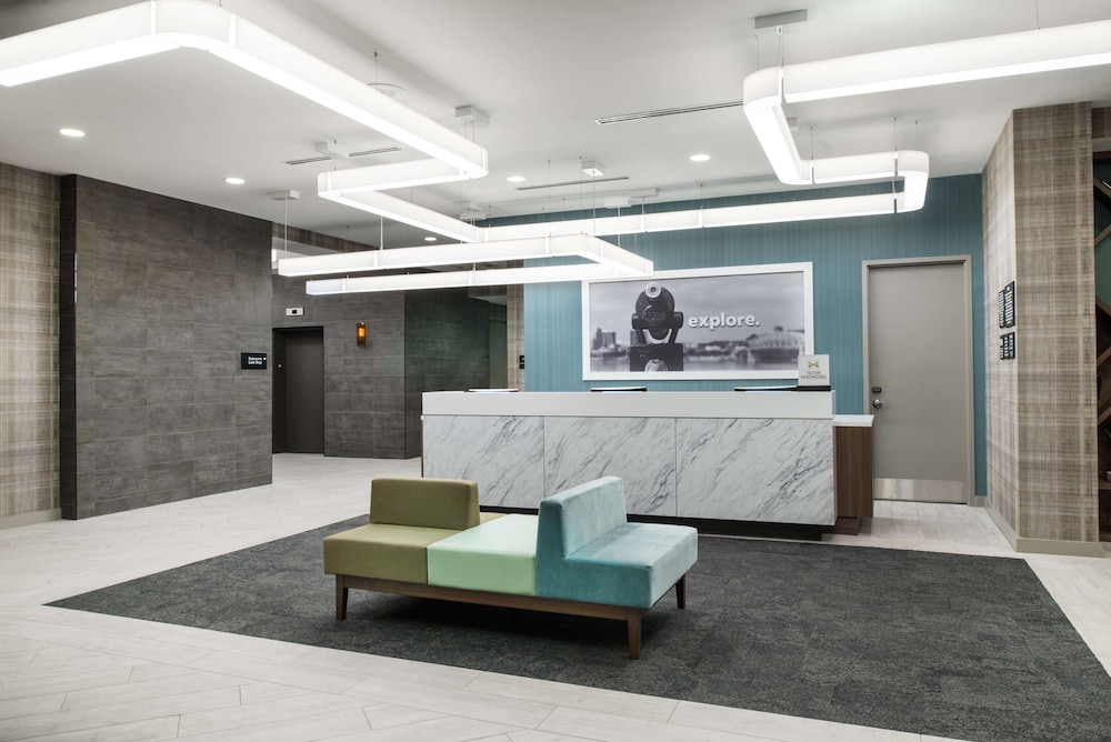 Hampton Inn & Suites Miami Wynwood Design District - photo 6