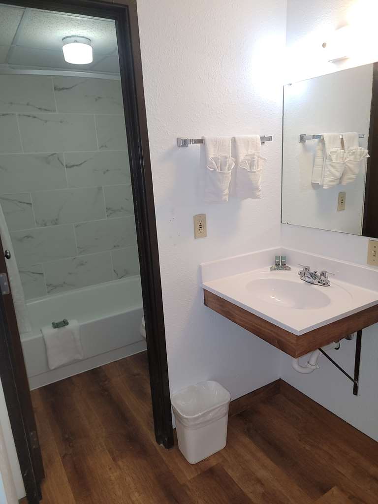 SureStay by Best Western Glendive Yellowstone River - photo 15