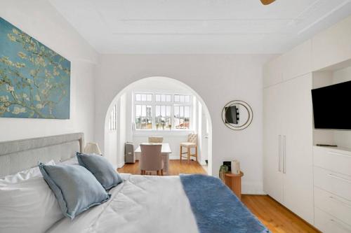 Kadina Harbourside Studio A Cosy Panoramic Gem — 4-Star Luxury Hotel in Sydney, Australia