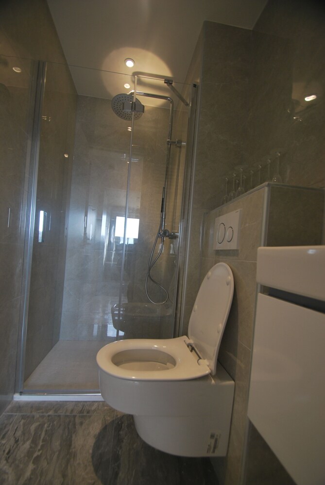 Lacour# 10 — Cannes — photo 3