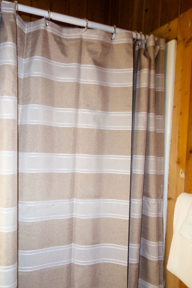 The Gold Pan Motel - photo 40