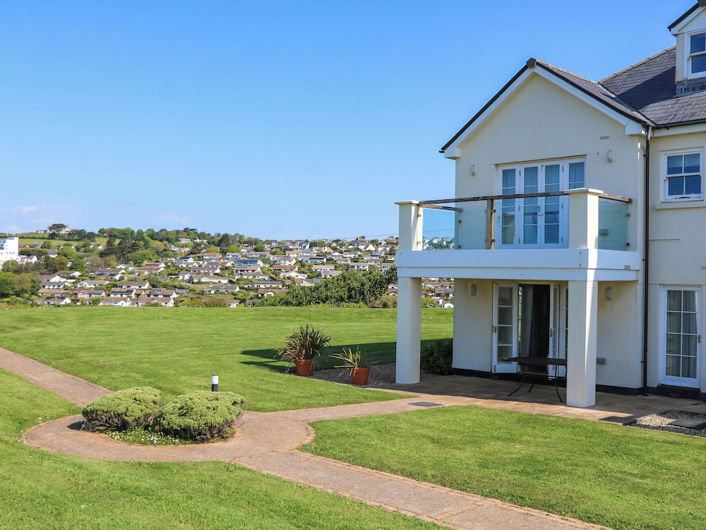 4 Thurlestone Beach House — 4-Star Luxury Hotel in Kingsbridge, United Kingdom