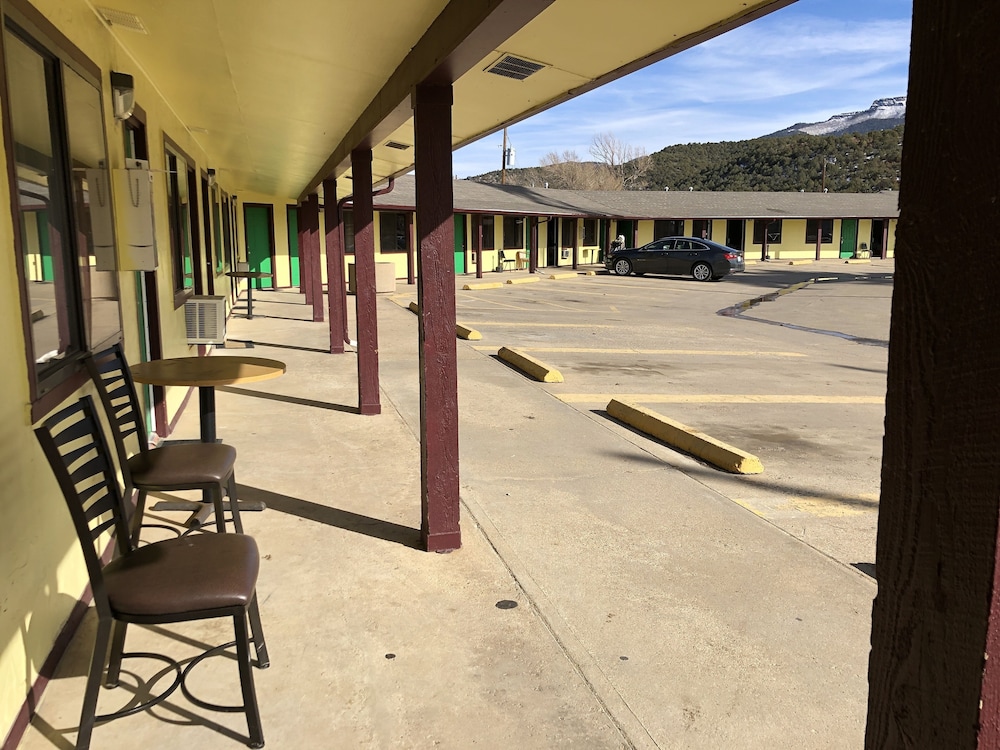 Tower 64 Motel & RV - photo 118