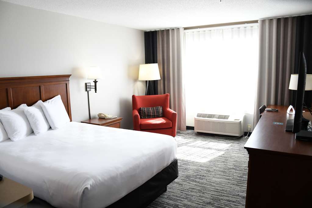 Best Western Harmony Inn Fort Dodge Iowa - photo 15