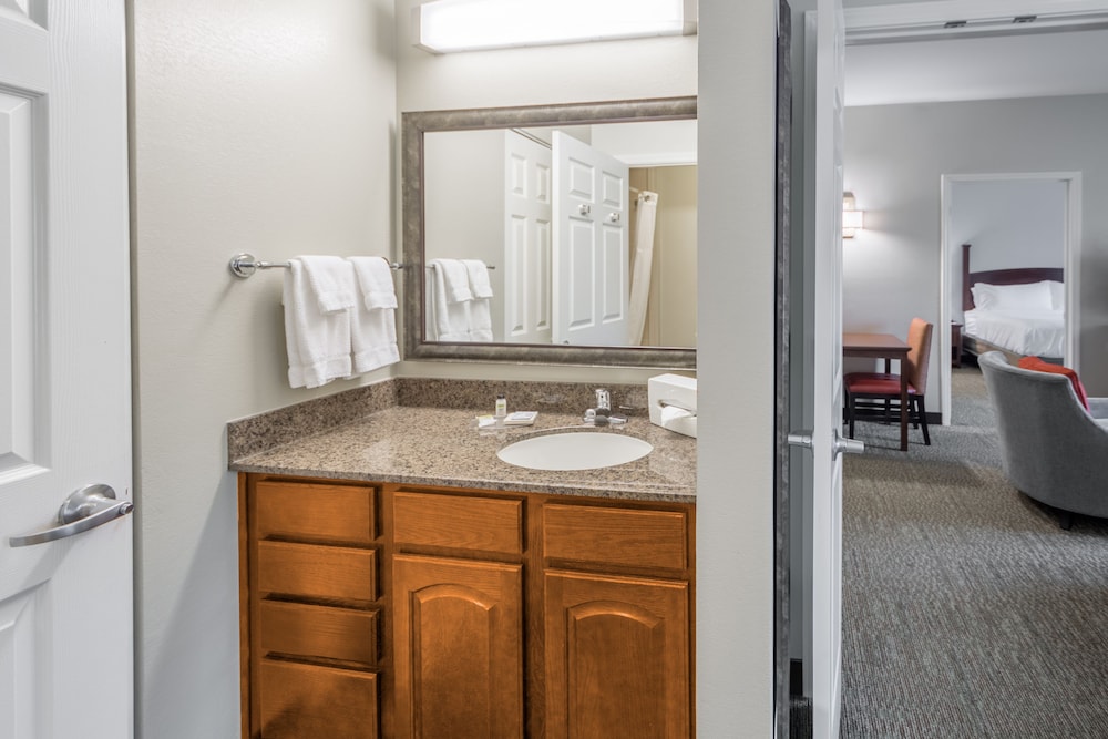 Staybridge Suites Kansas City Independence by IHG - photo 35