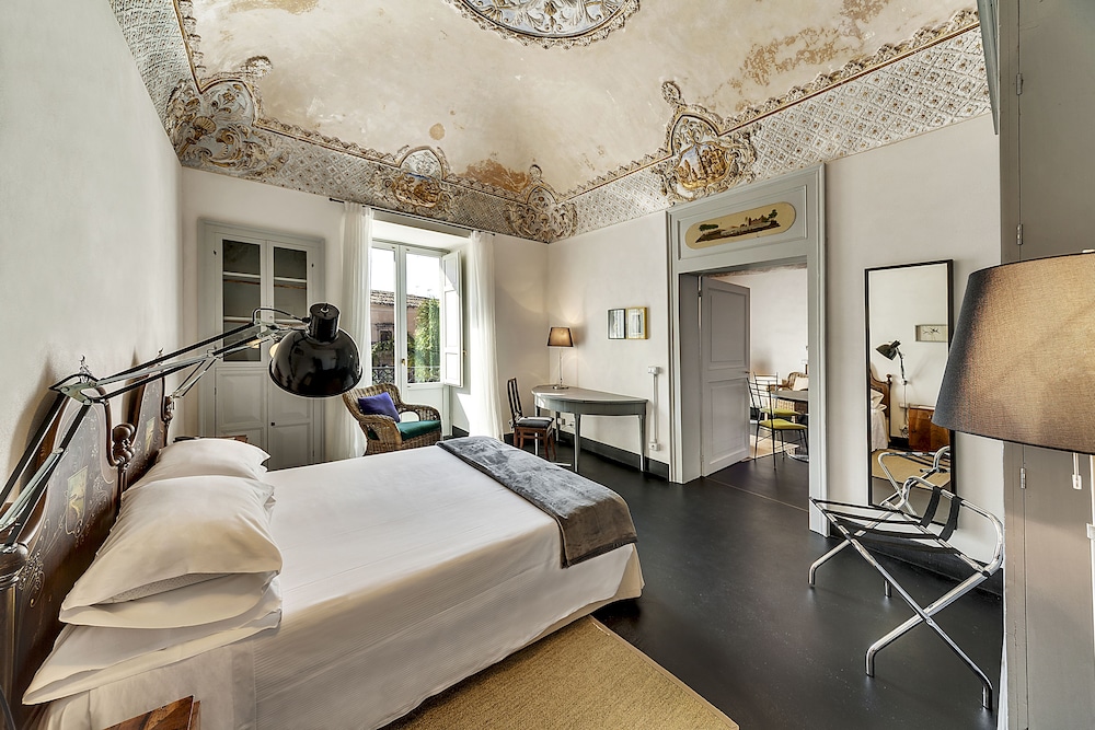 Palazzo Melfi Suite Hotel — hotel in Comiso