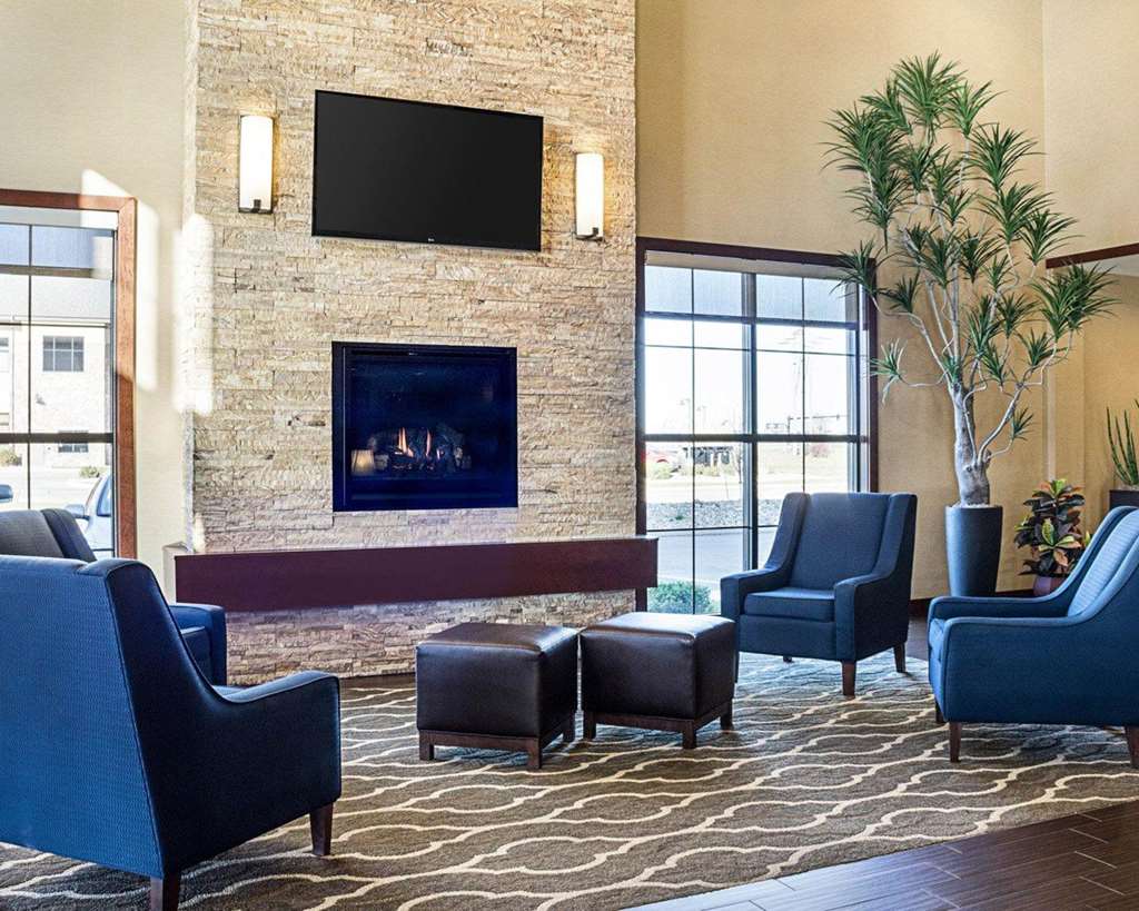 Comfort Suites Fargo Medical Center - photo 6