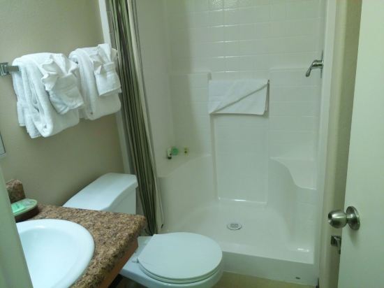 Legacy Suites Tolleson - photo 9