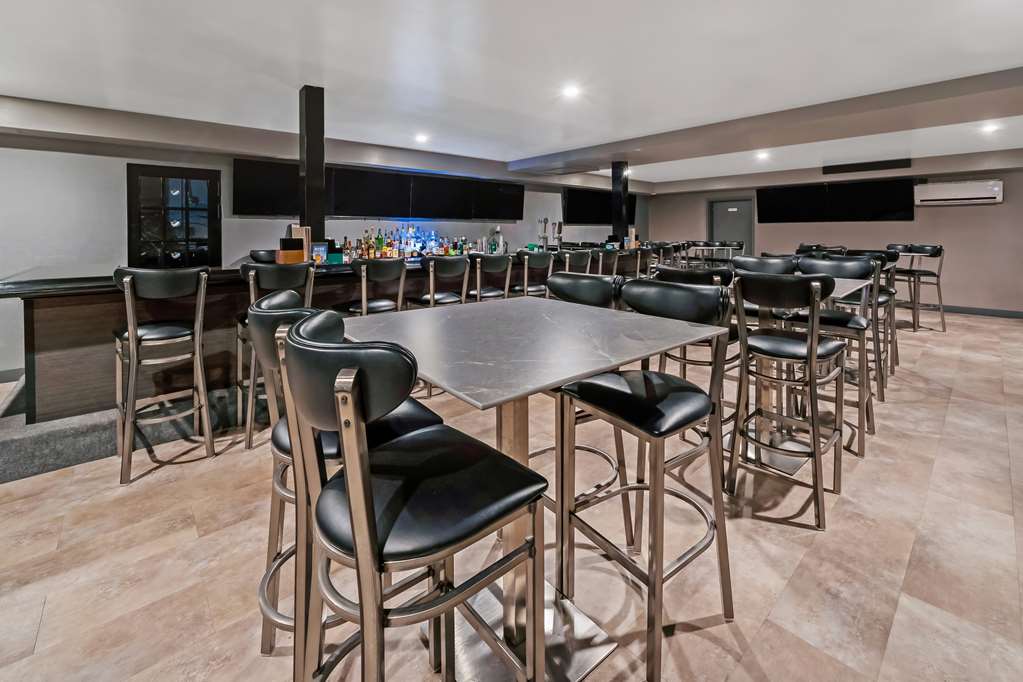 Americas Best Value Inn Foxboro - photo 29