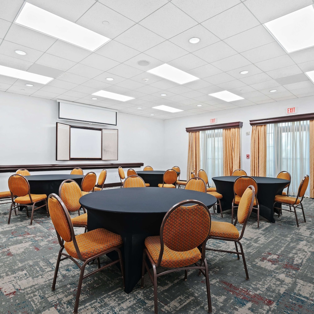 Homewood Suites by Hilton Ft. Lauderdale Airport Cruise Port - photo 47