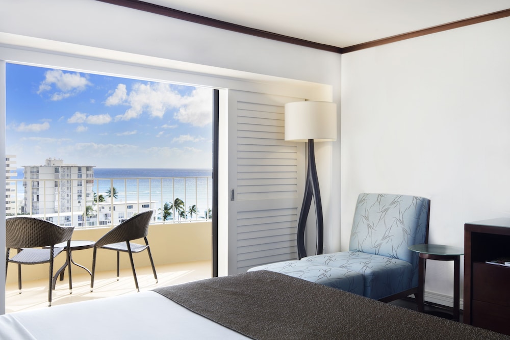 Lotus Honolulu at Diamond Head - photo 7