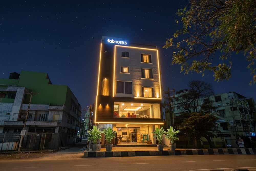 Fabhotel Gr Lake View - last minute hotel in Bengaluru