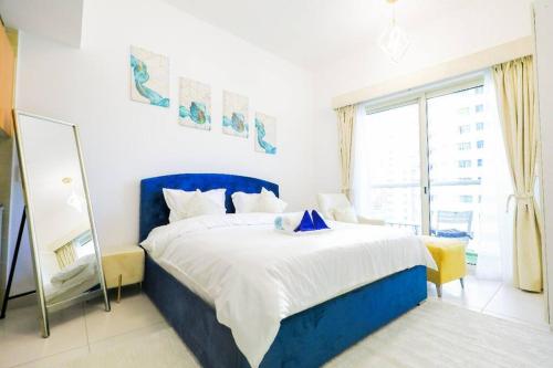 Elegant 1BD with Stunning Views — 4-Star Luxury Hotel in Dubai, United Arab Emirates