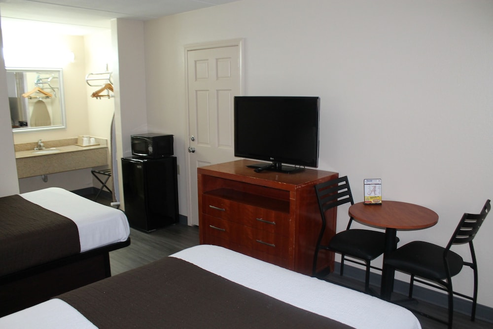 Americas Best Value Inn Tuscaloosa - photo 7