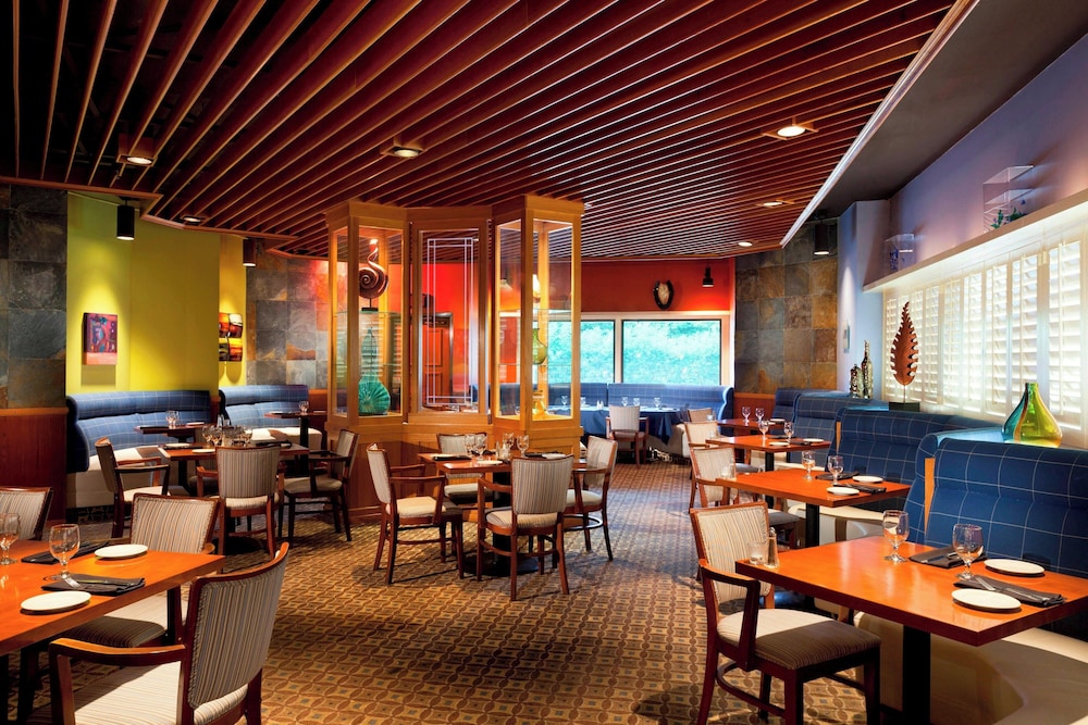 Four Points by Sheraton Bakersfield - photo 32