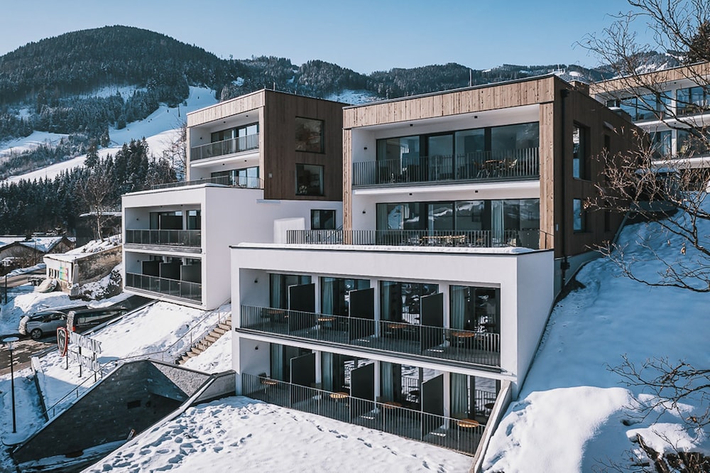Nikolaus by AvenidA Panoramic Wellness Suites in Zell Am See, Austria