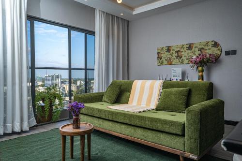 Escada Studio & 2 bedroom Rooftop Lounge & Restaurant Swimming Pool Gym Workspace Wonderiss Properties Westlands Living