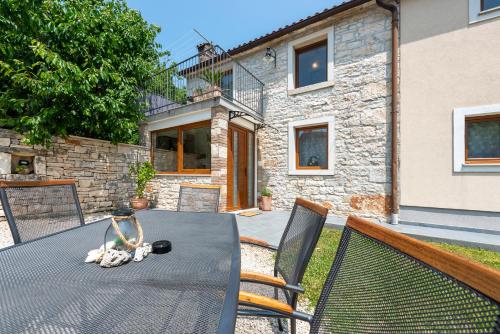 Casa Sossi near Rovinj — 4-Star Luxury Hotel in Kanfanar, Croatia
