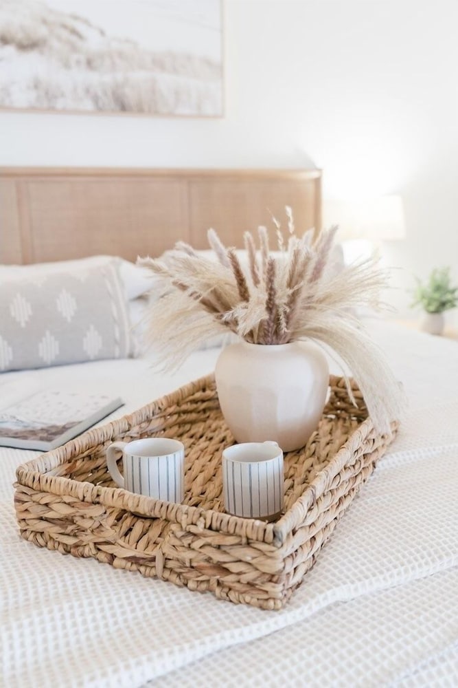 0912 White Linen Room by Atlantic Towers - photo 6