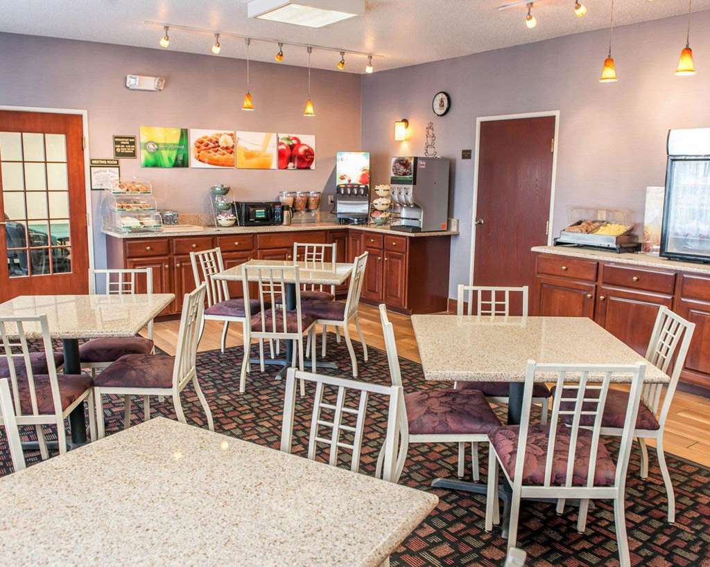 Quality Inn & Suites South Bend Airport - photo 38