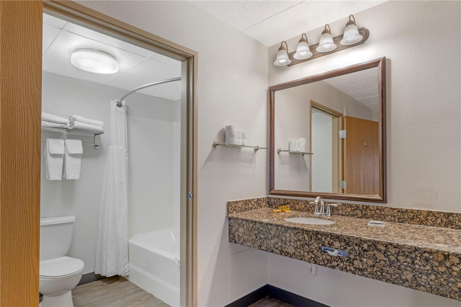 Best Western Plus McCall Lodge & Suites - photo 50