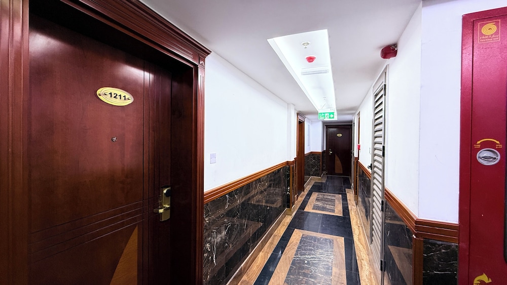 Belvilla Royal Tulip Sharjah Aparthotel — Sharjah — photo 4