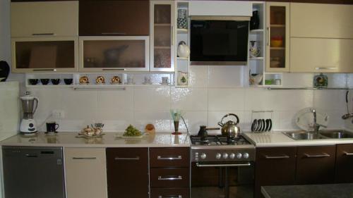 Guest House Ucha