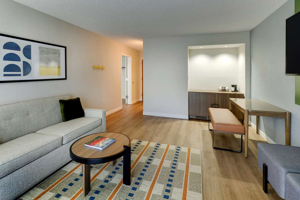 Sonesta Select Scottsdale at Mayo Clinic Campus - photo 58