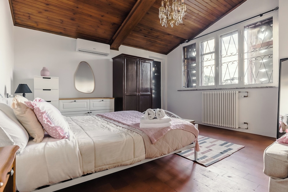 Il Castelletto - carbon neutral hotel in Grottaferrata