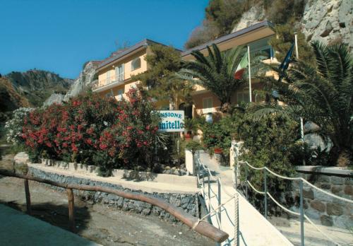 Albergo Olmitello — hotel in Barano D'ischia