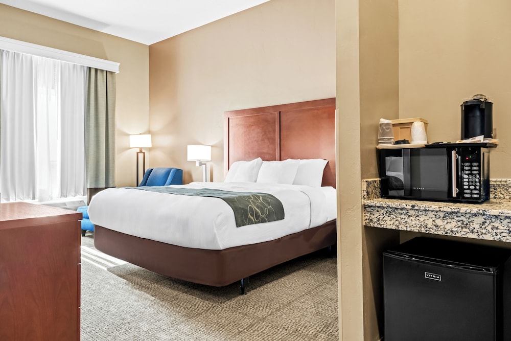 Heartland Inn and Suites - photo 17