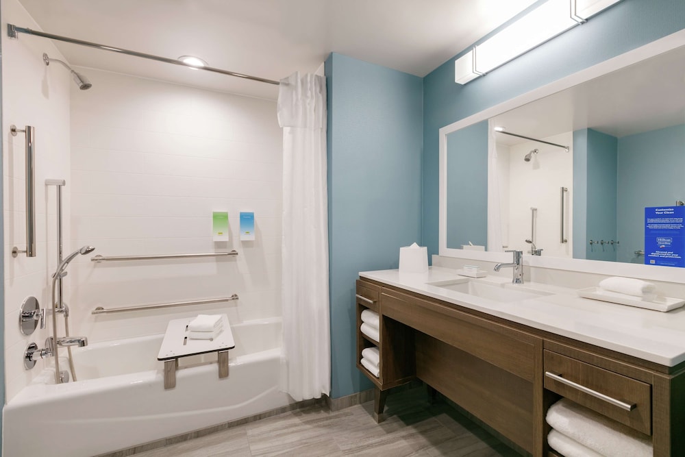 Home2 Suites by Hilton Norfolk Airport - photo 25