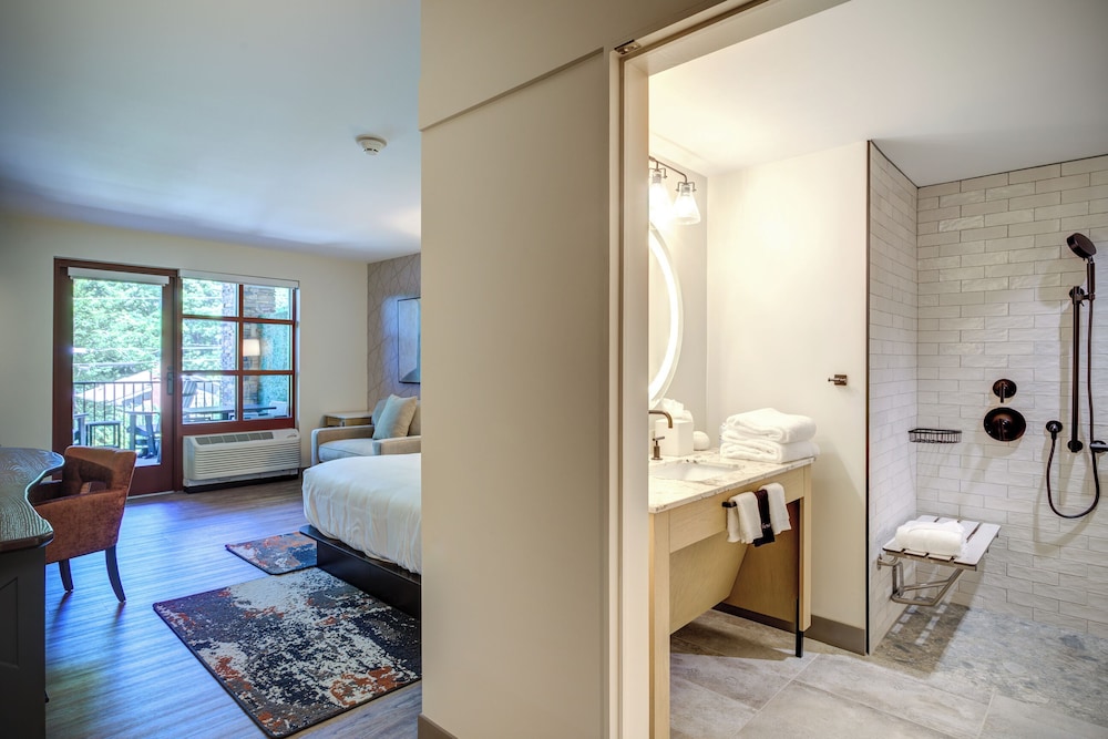 The Embers Hotel - photo 67