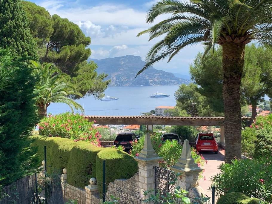 Charming Villa Saint Jean Cap Ferrat — 4-Star Luxury Hotel in Saint-Jean-Cap-Ferrat, France
