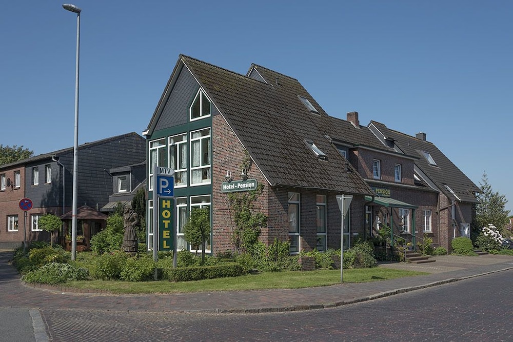Hotel Am Elisabethufer — hotel in Jever