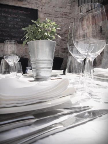 Apartment Francos — 4-Star Luxury Hotel in Primosten, Croatia