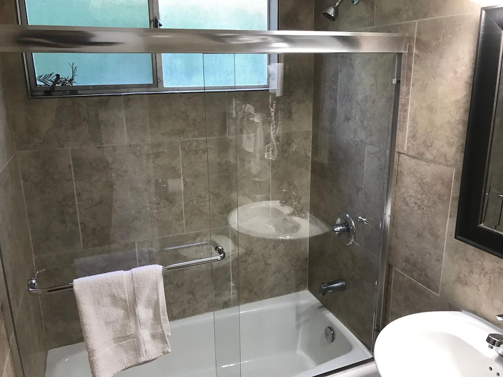 Highland Gardens Hotel - photo 36