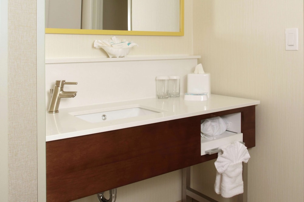 Hampton Inn Richland Tri Cities - photo 33