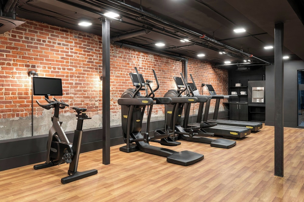 Moxy Columbia Downtown - photo 15